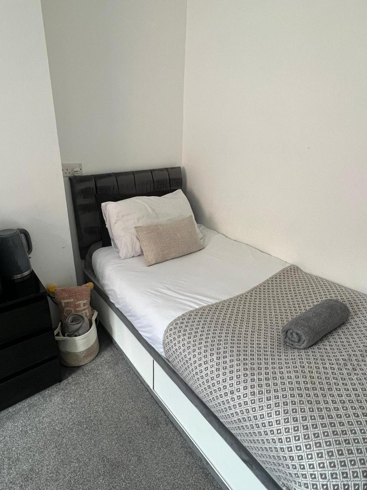 Lincoln City Centre Rooms P&S Экстерьер фото