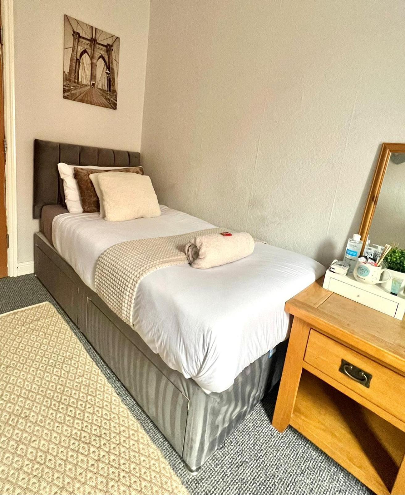 Lincoln City Centre Rooms P&S Экстерьер фото